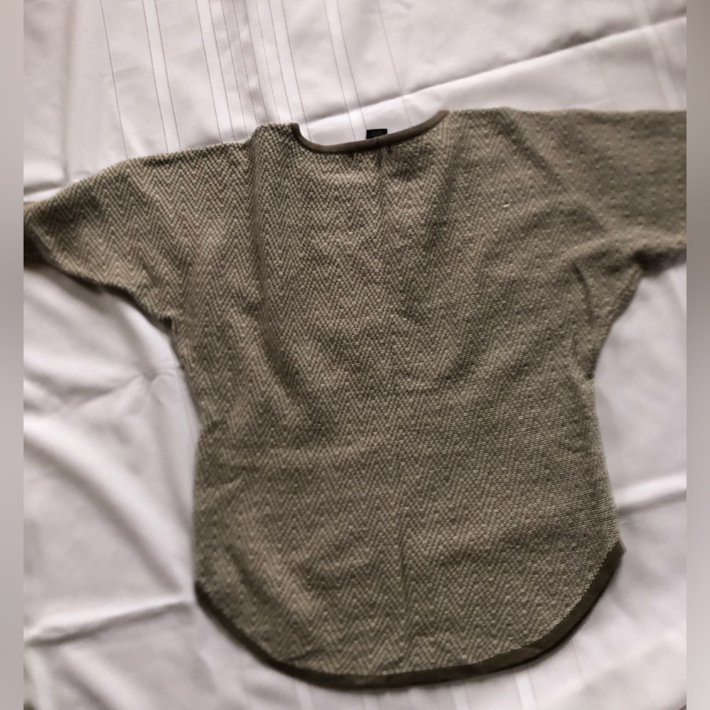 Oatmeal Patterned Batwing Sweater - Picture 9 of 13